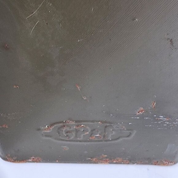 Vintage Green Metal Ammo Storage Box With Handle & Latch Closure - Picture 5 of 10